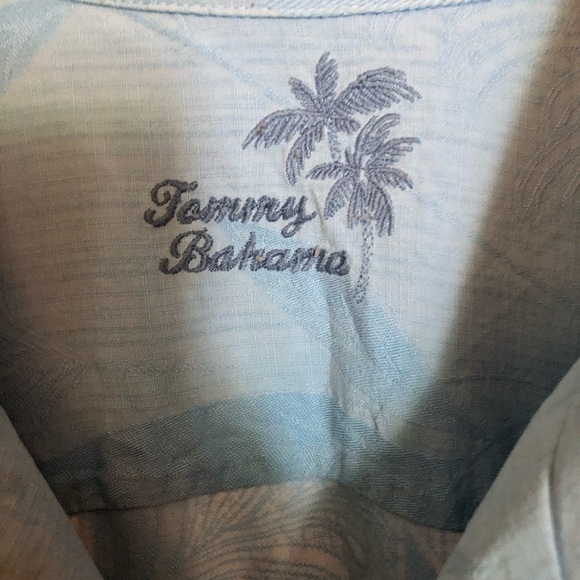 Tommy Bahama silk button down shirt with Astro’s logo - Picture 2 of 8
